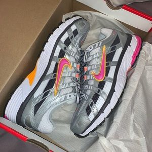 Women’s Nike P-6000 Laser Fuchsia